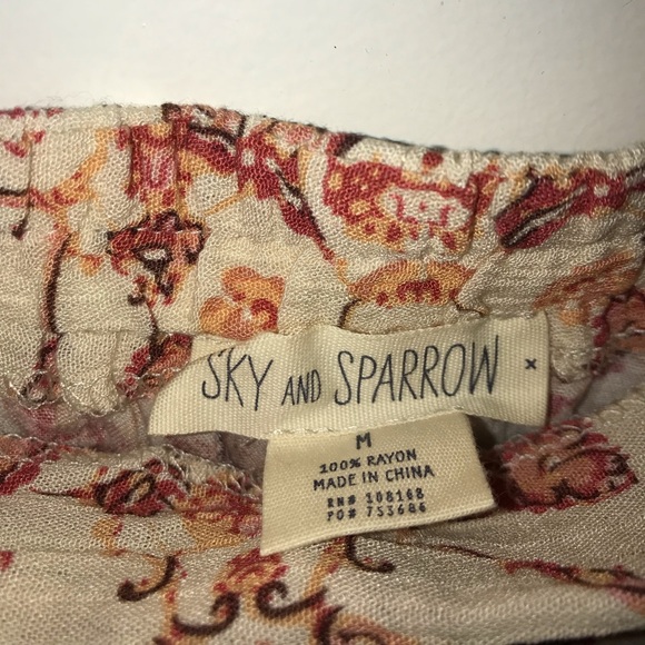 Floral pants - Picture 3 of 4